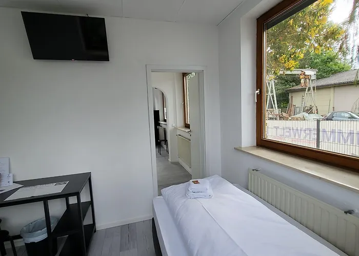 Zimmerwelt-ilsfeld ゲストハウス